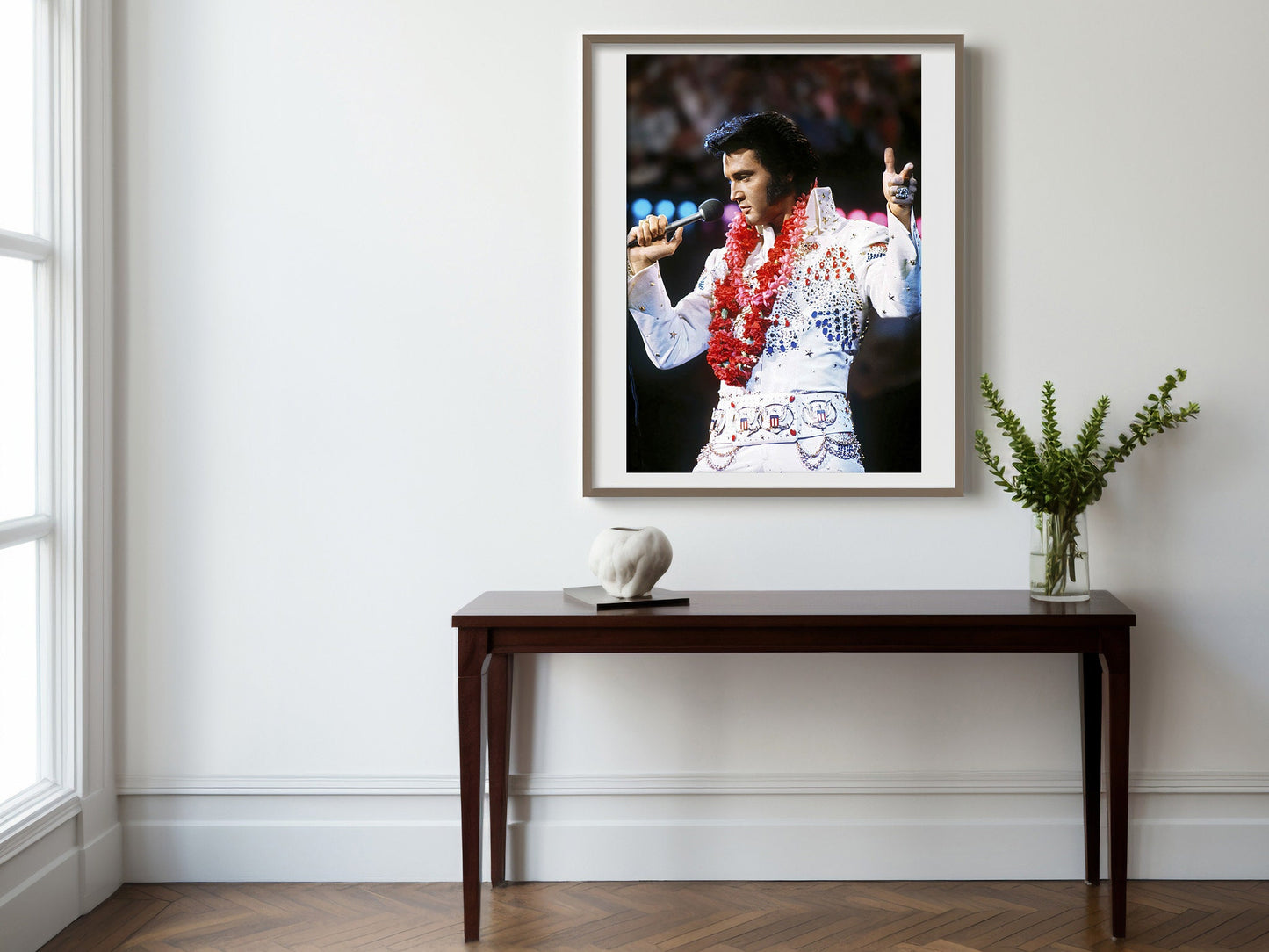 Elvis Presley during a live performance in at Honolulu International Center, Hawaii, 1973